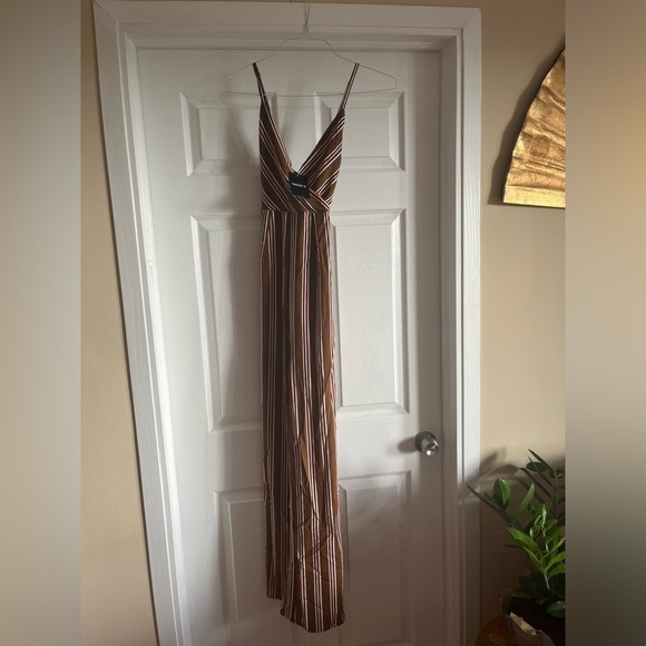 Pin Stripe wide leg Romper Jumpsuit Brown Pant Spaghetti Strap NEW Boho NwT Flow - Picture 3 of 10